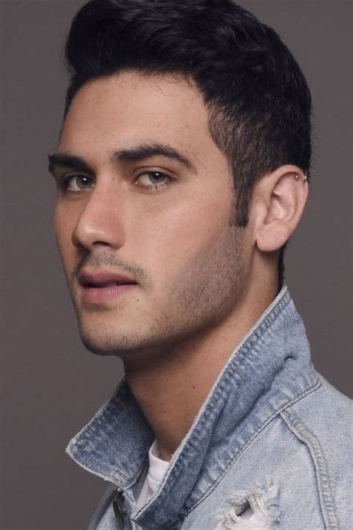 Alejandro Speitzer Movies and TV Shows