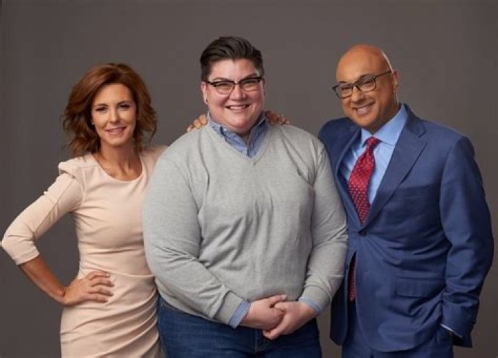 Ali Velshi Bio, Age, Net Worth 2022, Salary, Wife, Kids, Family, Height