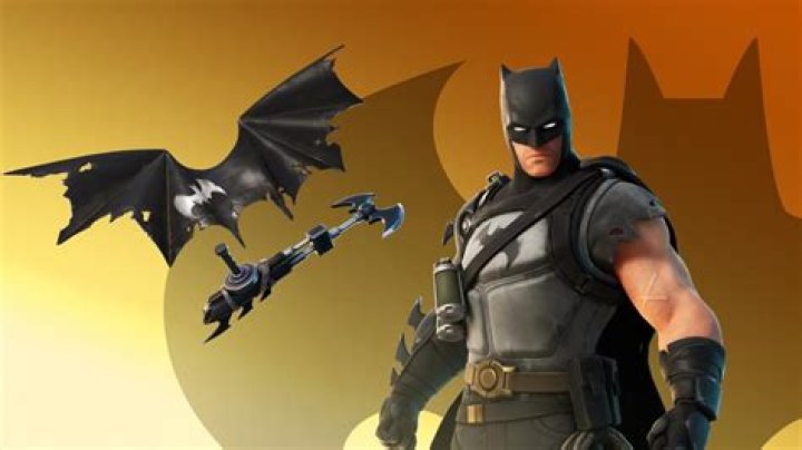 el dibujante de Batman/Fortnite habla de las nuevas skins del Caballero Oscuro y Catwoman