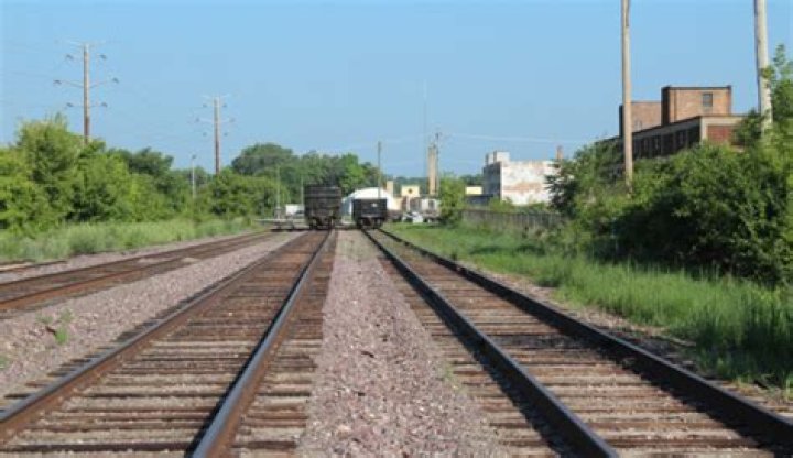 Illinois chooses Metra to operate Chicago-Rockford service