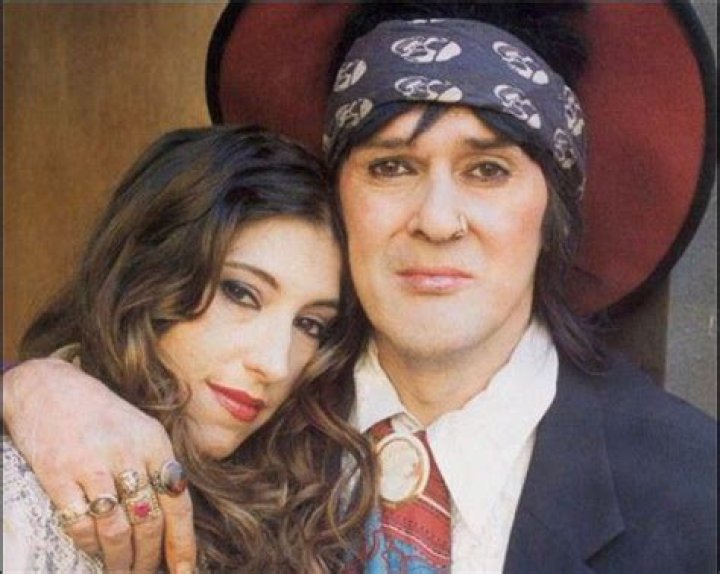 Izzy Stradlin's Wife: A Deep Dive Into His Personal Life
