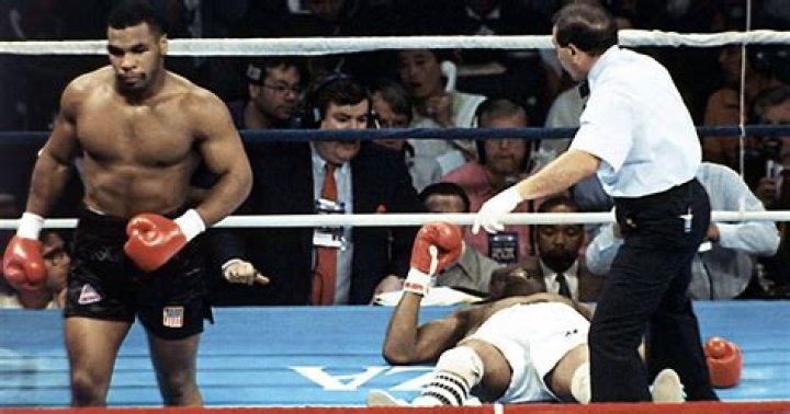 Mike Tyson: Greatest Hits - The Ring