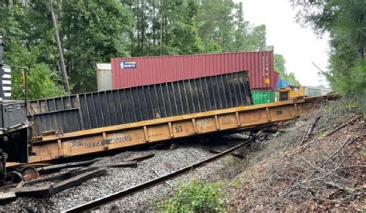 NS train that derailed in South Carolina struck industrial switcher