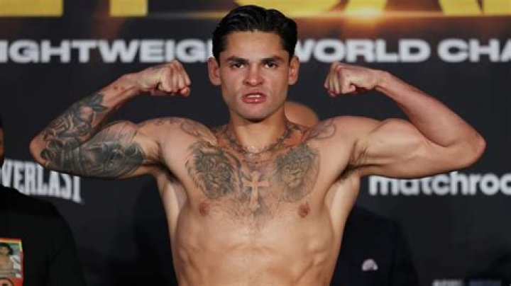 Ryan Garcia will fight Carlos Morales on Sept. 1 in lightweight bout streamed on Facebook