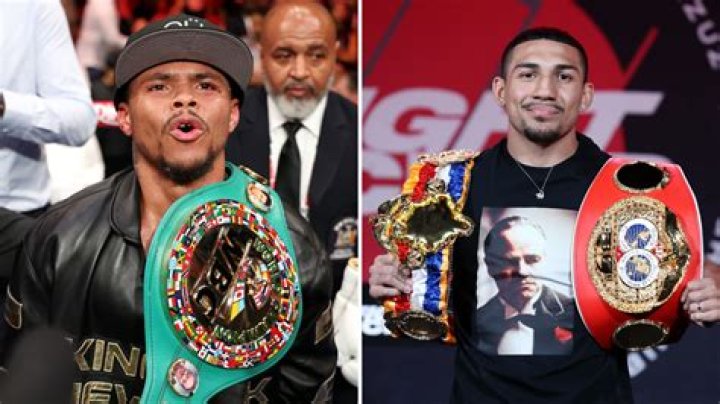 Teofimo Lopez says drama is over, him and dad are good, they hugged it out