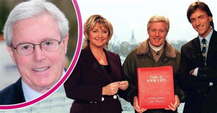 Where is Michael Aspel now as Alan Carr brings back Child's Play?