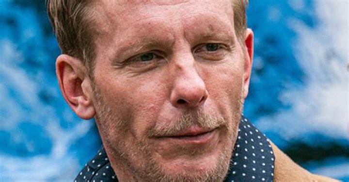 Who is the mystery fiancée of Laurence Fox?